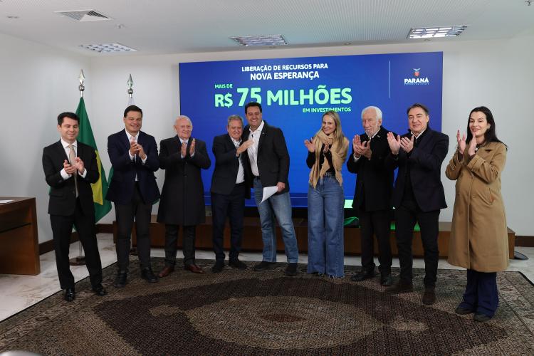 Ratinho Junior confirma R$ 741 milhões para infraestrutura urbana e rural de 12 municípios