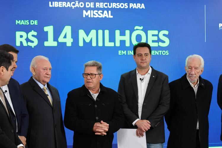Ratinho Junior confirma R$ 741 milhões para infraestrutura urbana e rural de 12 municípios