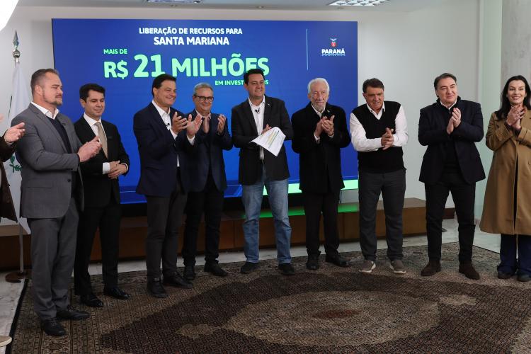 Ratinho Junior confirma R$ 741 milhões para infraestrutura urbana e rural de 12 municípios