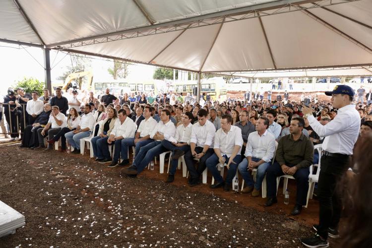Ratinho Junior inaugura pavimentação da Estrada Rural Barro Preto em Francisco Alves