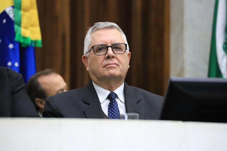 Assembleia homenageia os 70 anos do IDR-Paraná em sessão solene