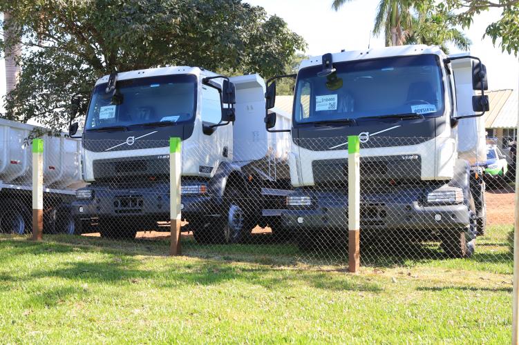 Ratinho Junior anuncia R$ 19,7 milhões para pavimentação rural em Ouro Verde do Oeste