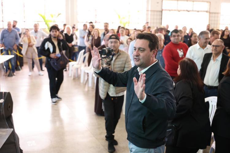 Governador anuncia investimentos de R$ 23,3 milhões para Cruzeiro do Oeste