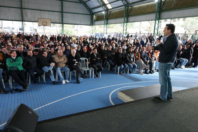 Governador autoriza início das obras de pavimentação da Estrada do Socavão, em Castro