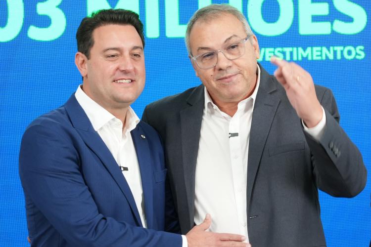 Ratinho Junior confirma quase R$ 890 milhões para obras e investimentos em 12 municípios