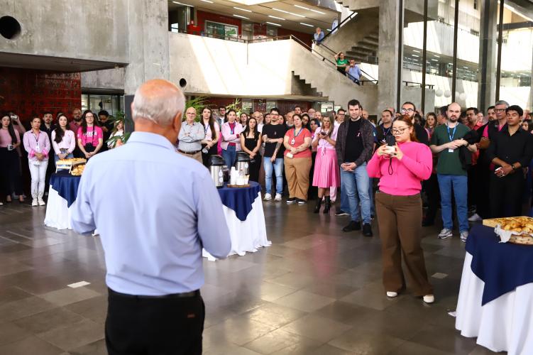 Outubro Rosa reúne saúde, alimentação, sustentabilidade e integração na SEAB e no IDR-Paraná
