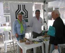 Evento do Dia Mundial da Alimentação foi realizado no Calçadão da Rua XV de Novembro, em Curitiba.