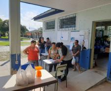 Agricultores familiares levam alimentos às ilhas do Paraná