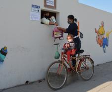 Programa de distribuição de leite do Paraná completa 18 anos no combate à desnutrição infantil