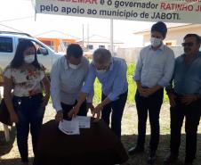 Norte Pioneiro recebe benfeitorias e equipamentos agrícolas