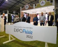 Estado participa da abertura da ExpoFrísia, uma das maiores feiras da pecuária leiteira do País