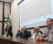 Em Curitiba, fórum debate comercialização da agroindústria e prevenção da influenza aviária