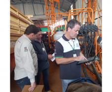 Adapar promove inspeção preventiva de pulverizadores agrícolas no Noroeste