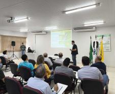 Adapar leva à ExpoLondrina 2024 programação sobre combate ao greening e biosseguridade na avicultura
