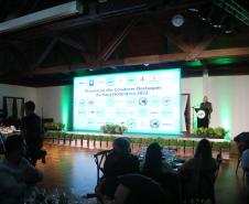 Seagri participa de premiação a produtores de leite nos Campos Gerais