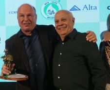 Seagri participa de premiação a produtores de leite nos Campos Gerais