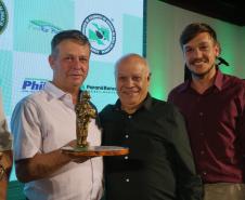 Seagri participa de premiação a produtores de leite nos Campos Gerais