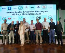 Seagri participa de premiação a produtores de leite nos Campos Gerais
