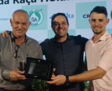 Seagri participa de premiação a produtores de leite nos Campos Gerais