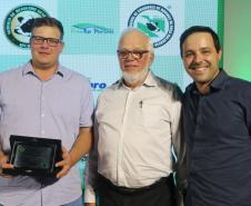 Seagri participa de premiação a produtores de leite nos Campos Gerais