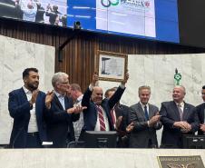 Em sessão solene, Assembleia homenageia os 80 anos da Seab