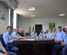 Agricultura renova parceria para diversificação de propriedades