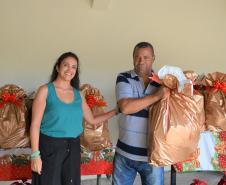 Seab entrega cestas de Natal para colaboradores terceirizados