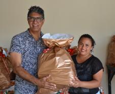 Seab entrega cestas de Natal para colaboradores terceirizados