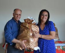 Seab entrega cestas de Natal para colaboradores terceirizados