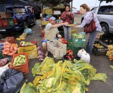 Paraná inicia programa para reduzir desperdício de alimentos