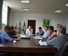 Governo do Estado vai dar apoio a fruticultores de Cerro Azul