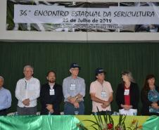 Cerca de 1,5 mil pessoas, entre produtores, técnicos, estudantes e representantes de empresas envolvidas com o setor, participaram do 36º Encontro Estadual de Sericicultura, em Iretama. O ganhe real em pequenas propriedades e as inovações atraem produtores jovens para a atividade.