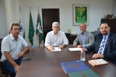 Secretaria da Agricultura vai desenvolver projetos com universidade federal