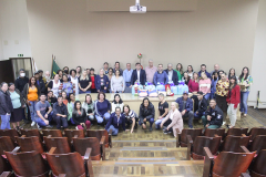 Seab e Adapar entregam cestas de Natal a colaboradores terceirizados