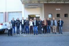 Seab entrega carros para núcleos regionais