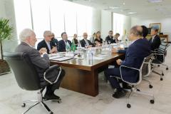 Estado recebe visita do novo embaixador da Ucrânia no Brasil e de cônsul da Coreia do Sul