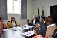 Secretário da Agricultura Norberto Ortigara recebe comitiva da África do Sul, que quer fazer parcerias na área agrícola com o Paraná