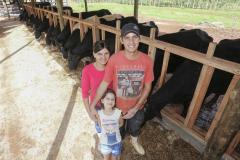 Produção de leite transforma vida de pequenos produtores no estado
