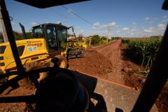 Convênio da Secretaria da Agricultura e Abastecimento repassa 10 máquinas para adequação de estradas rurais ao consórcio Cid Centro