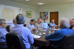 Agricultura renova parceria para diversificação de propriedades