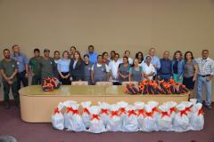 Entrega de cestas a colaboradores da Seab