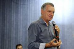 Laboratório inglês confirma que doença da vaca louca no PR foi atípica