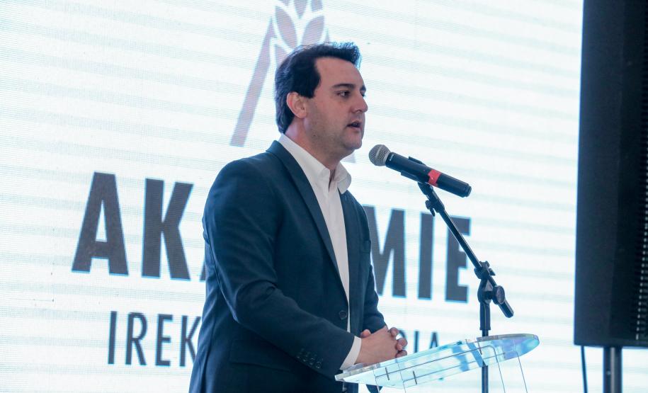 Centro para desenvolvimento de novos produtos é inaugurado em Guarapuava