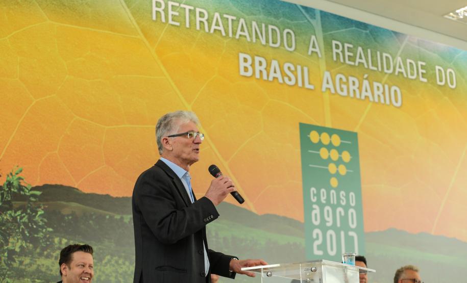 O governador Carlos Massa Ratinho Junior e a presidente do IBGE (Instituto Brasileiro de Geografia e Estatística), Susana Cordeiro Guerra, divulgam nesta sexta-feira (25), no Palácio Iguaçu, os números do Censo Agropecuário 2017.