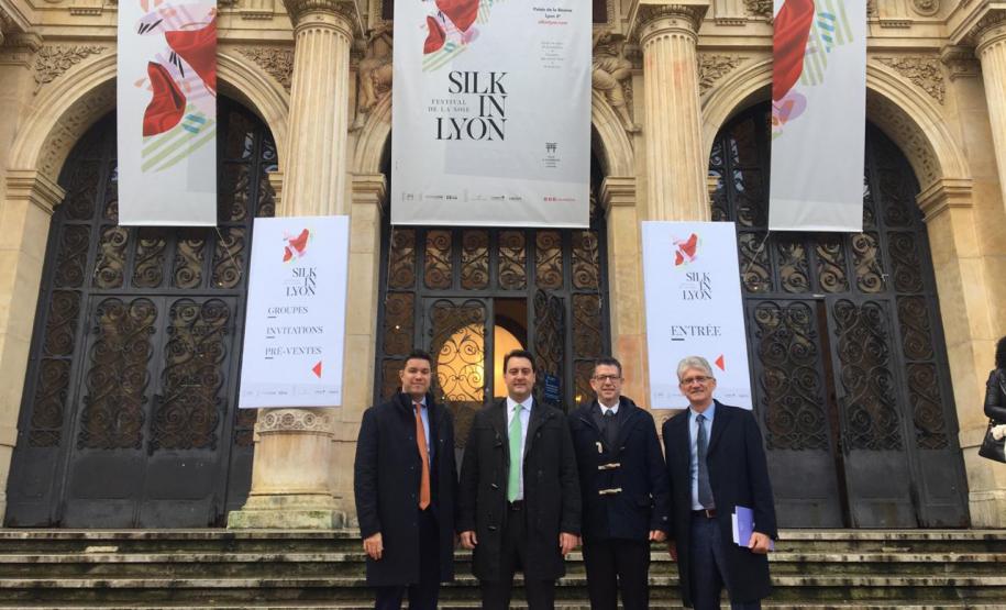 Paraná ingressa na rede internacional da seda