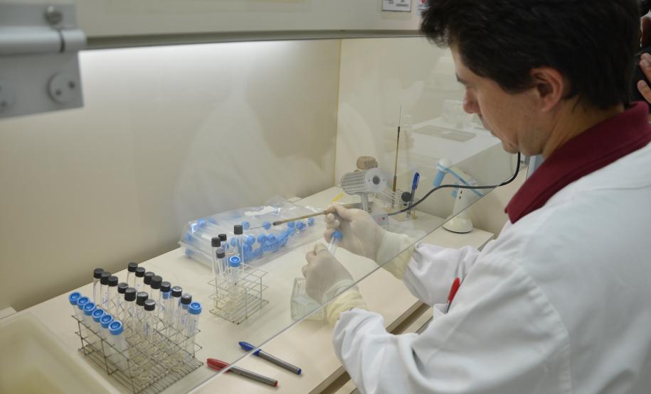 Adapar realiza cerca de 100 mil exames sanitários por ano