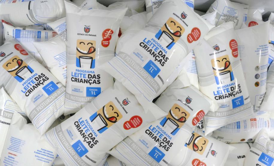 Programa Leite das Crianças completa 15 anos em Curitiba