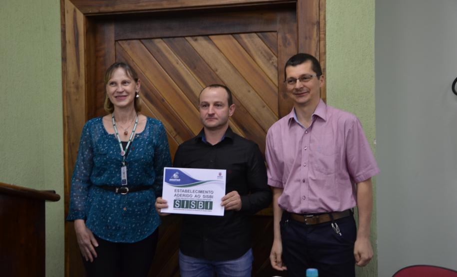 Frigorífico de Rio Negro conquista selo do SISBI e gera mais empregos