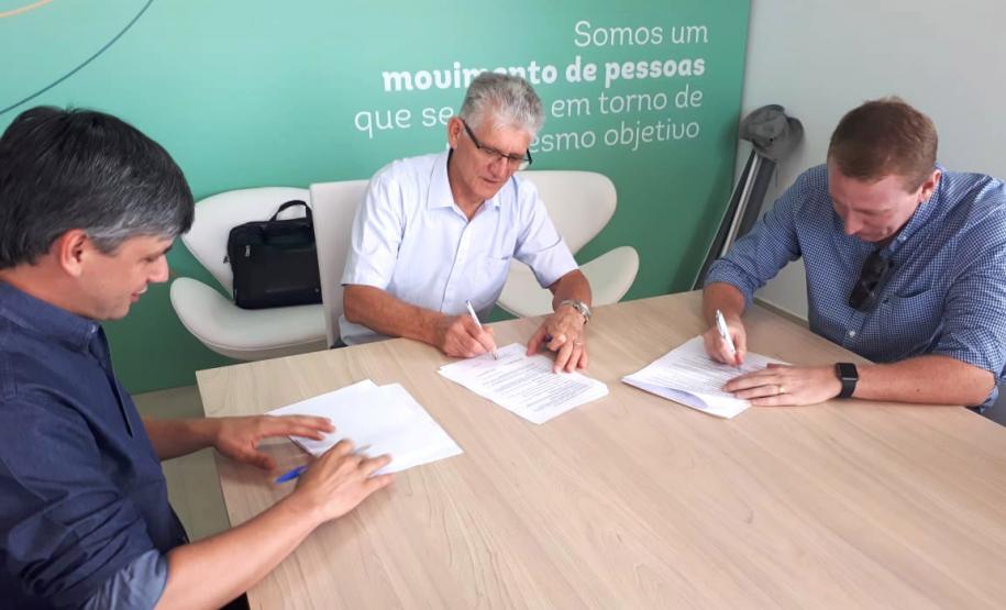 Parceria entre Ceasa e Federação dos Trabalhadores Rurais Agricultores Familiares do Paraná beneficia produtores