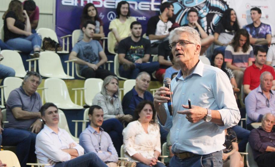 Palestra aborda ações do Estado e o uso da tecnologia no campo
